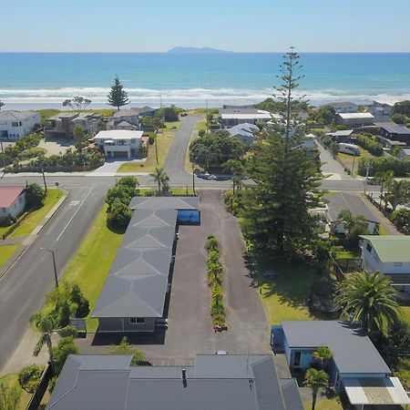 Beaches Motel Waihi Extérieur photo