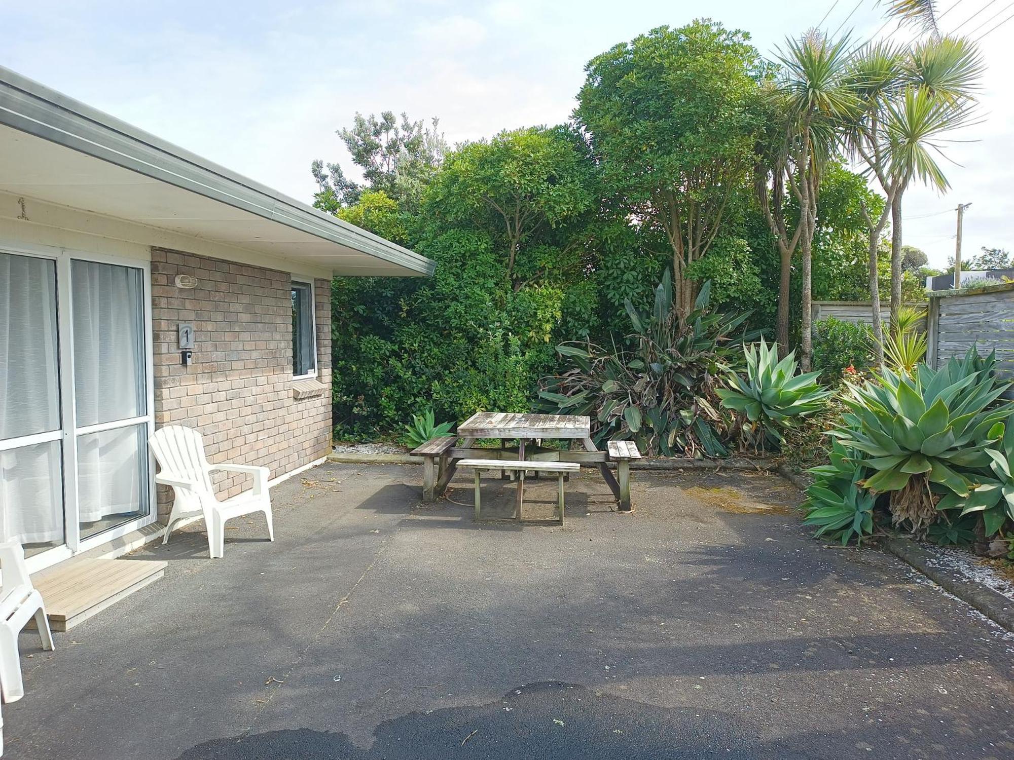 Beaches Motel Waihi Extérieur photo
