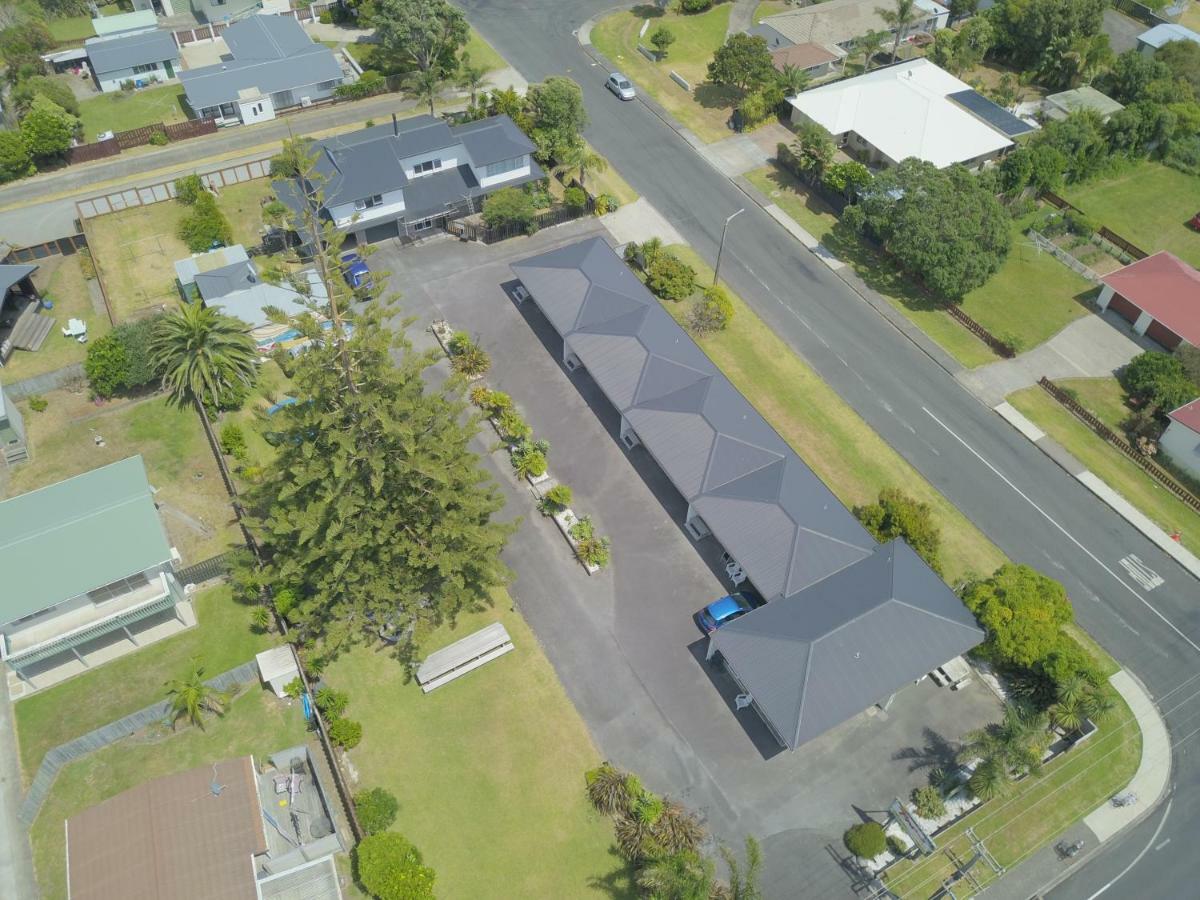 Beaches Motel Waihi Extérieur photo