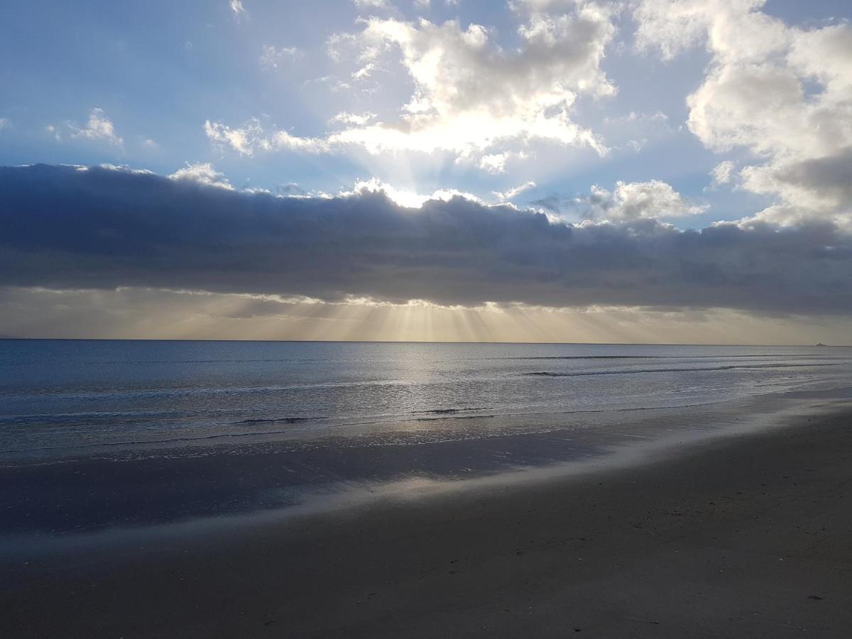 Beaches Motel Waihi Extérieur photo
